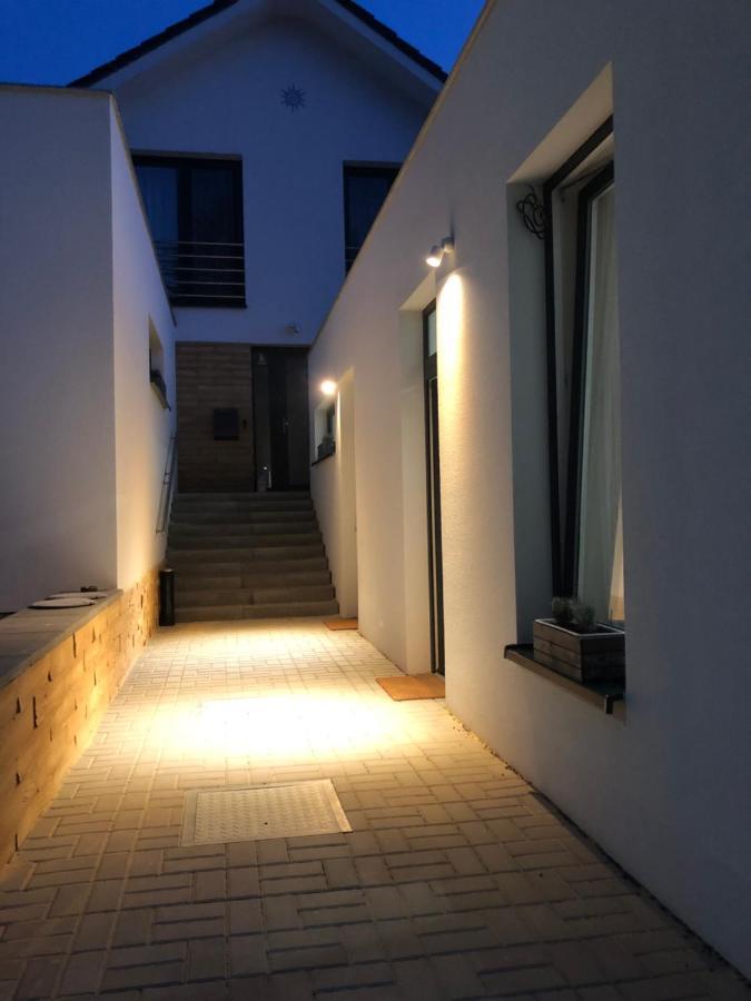 R E L L A X Studia Chvalovice Hate Na Greenway Praha-Wien Chvalovice (South Moravian) Exterior foto